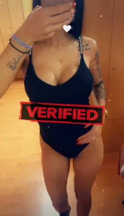 Adrienne sexy Prostitute Montellano