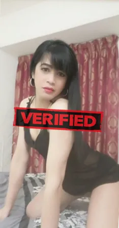 Beverly sexy Prostitute Tatarusi