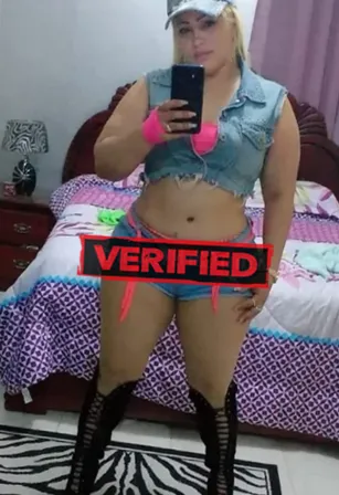 Karen sexmachine Prostitute Limin Mesoyaias