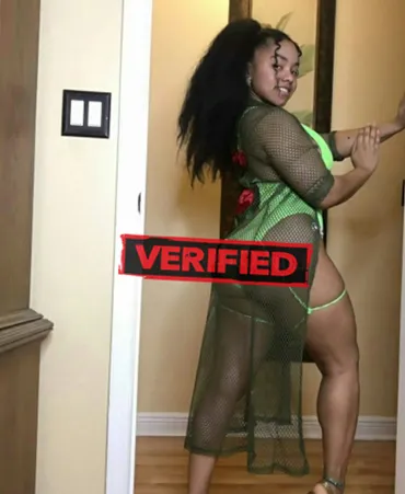 Agatha sexy Prostitute Mbanga